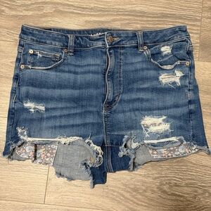 American Eagle Distressed Denim Short Shorts